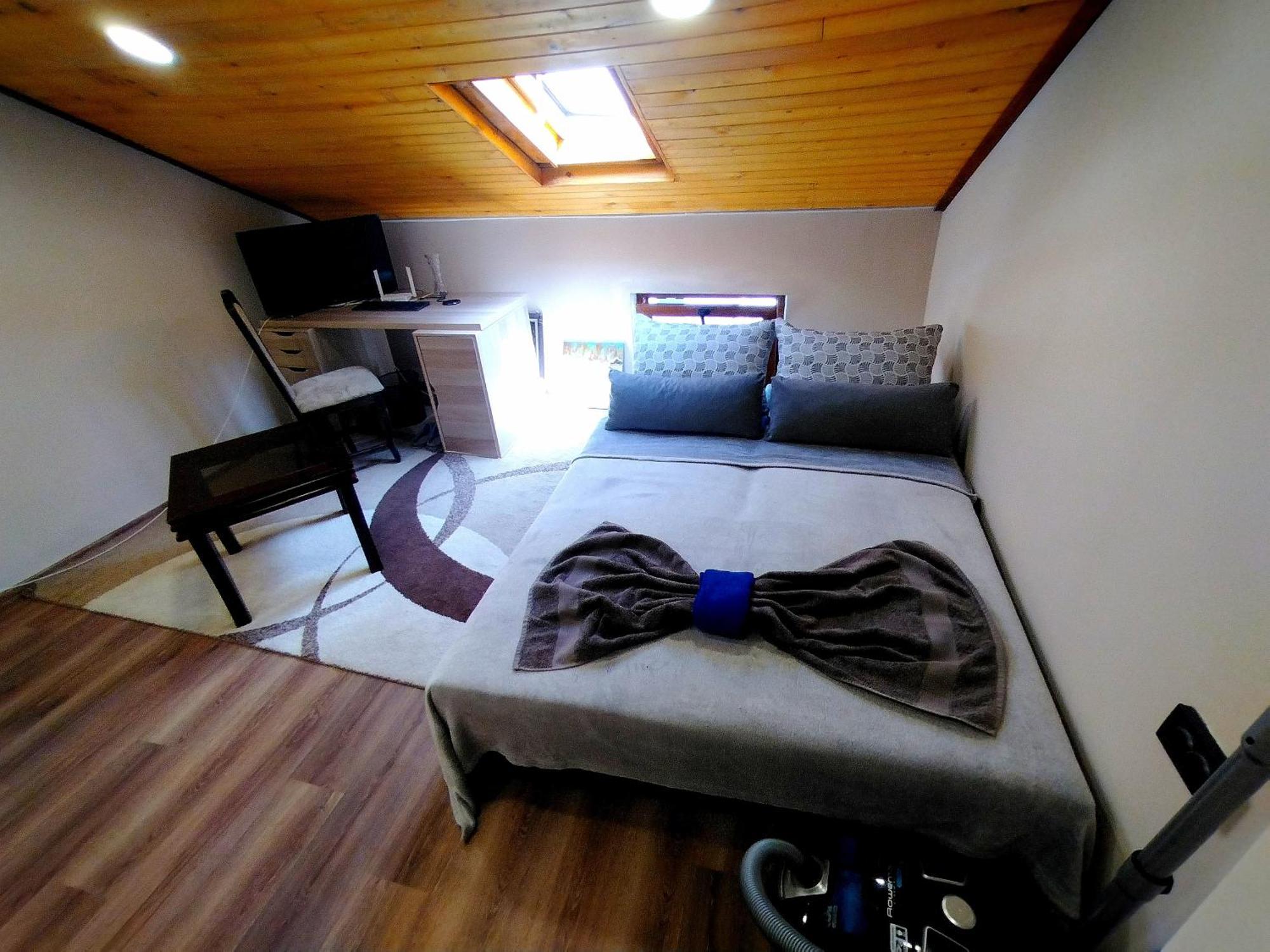 Low Budget Apartment With Breakfast #3 Varna Exterior photo