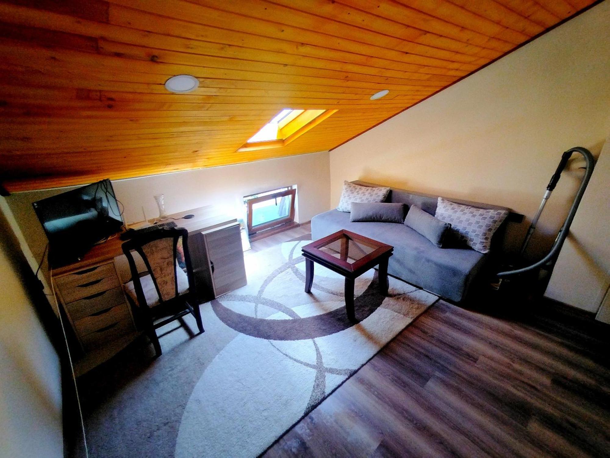Low Budget Apartment With Breakfast #3 Varna Exterior photo
